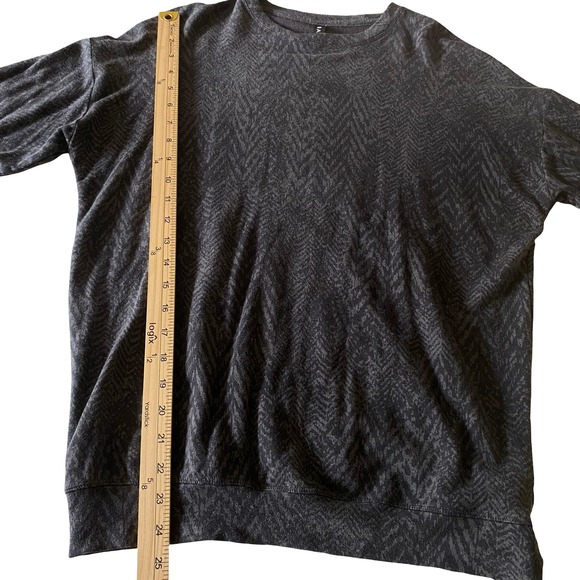 Athleta Women's XS Gray All-Over Print Crew Neck Long Sleeve Sweatshirt - Picture 6 of 6